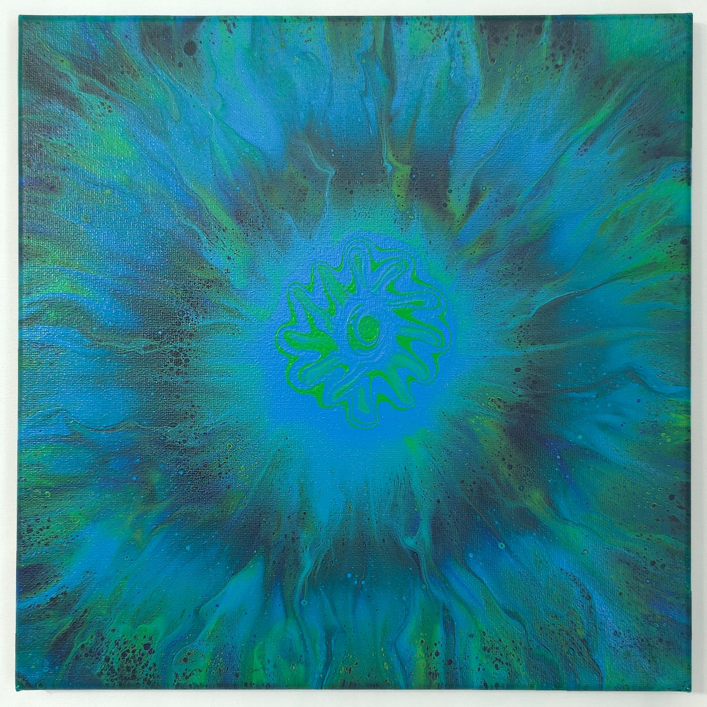 12x12 Neon Burst Fluid Painting