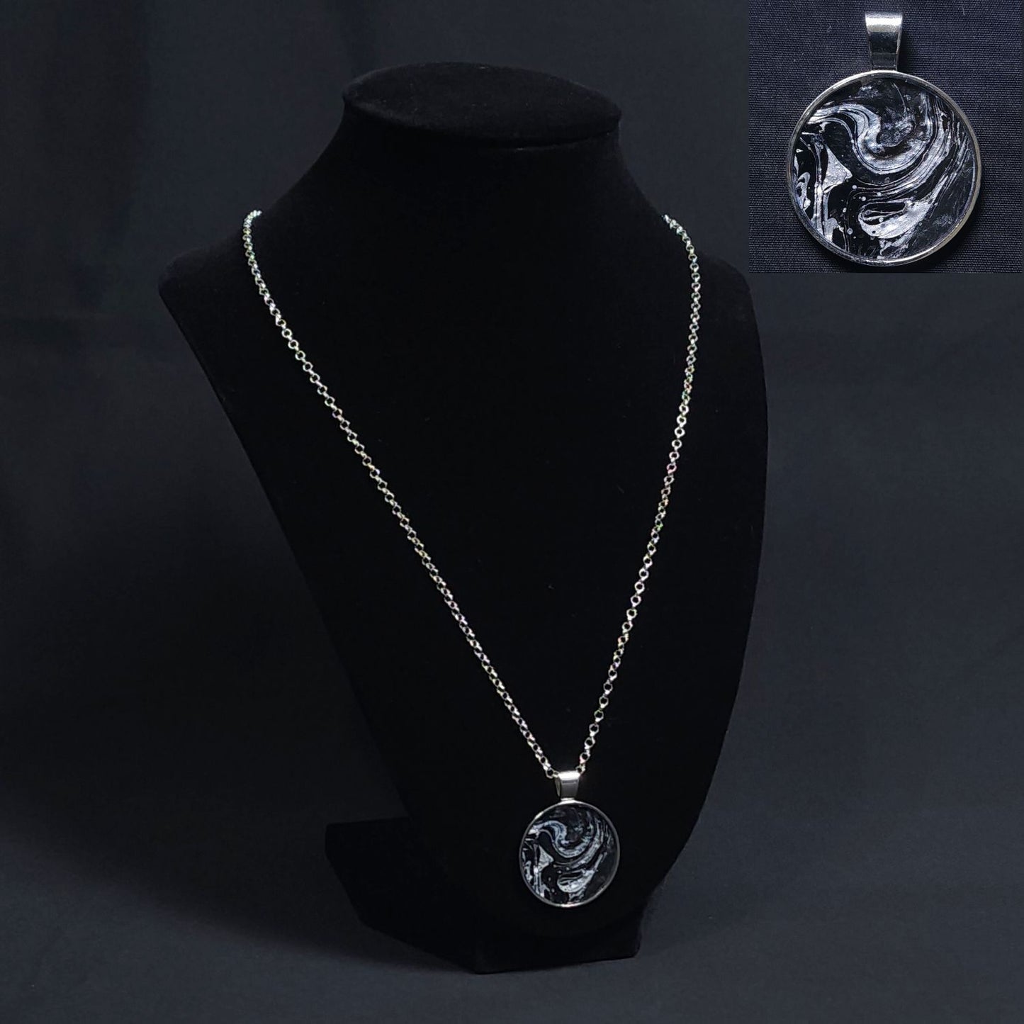 Silver Pendant Necklaces