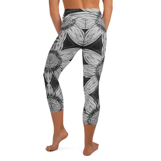 Monochrome Flower Yoga Capri Leggings