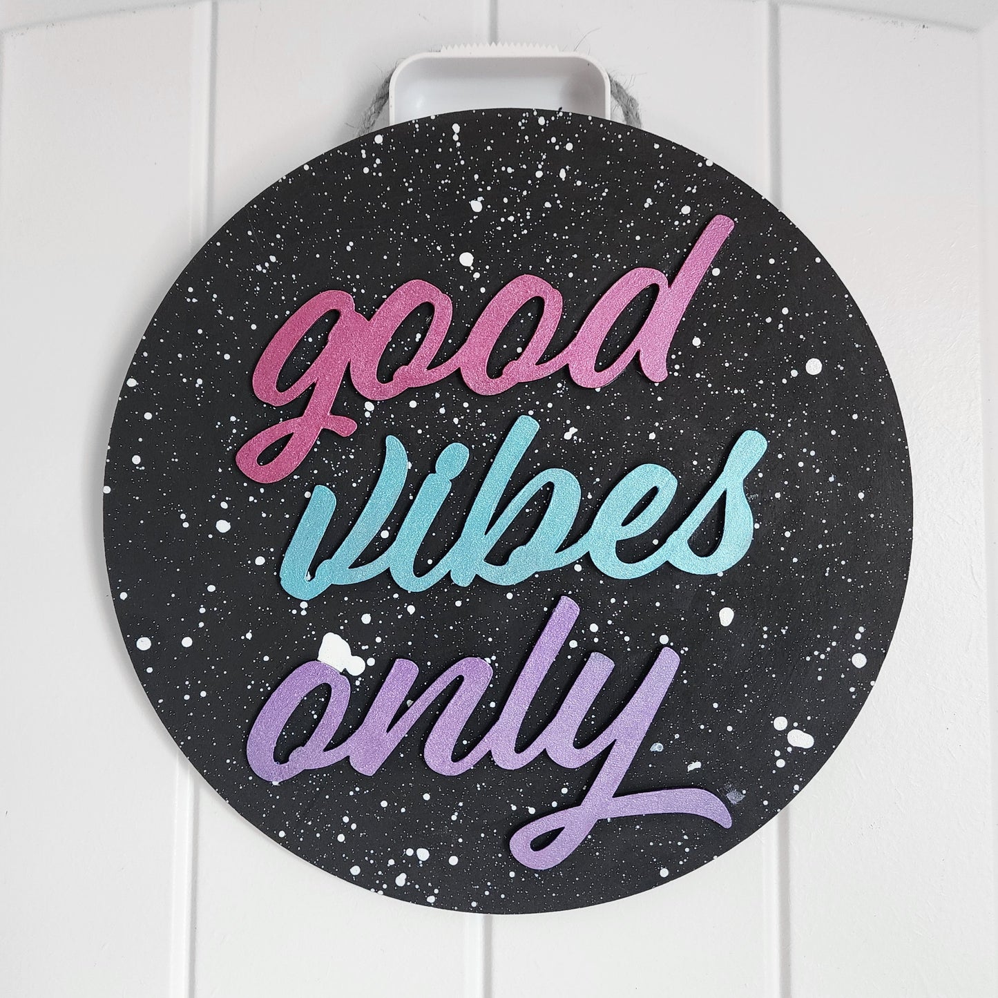 8x8 Wooden "Good Vibes Only" Sign